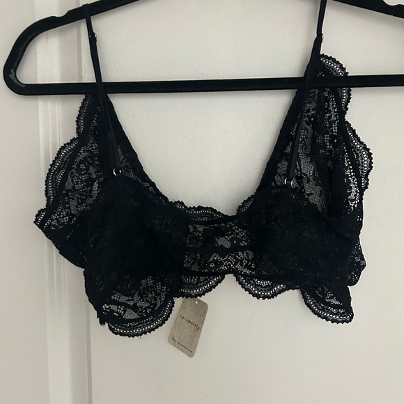 NWT Free People Intimately Black Lace Bralette Large - Picture 2 of 3